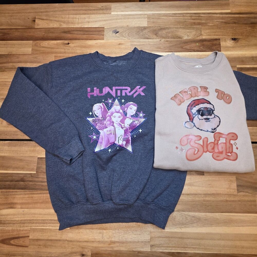 Girls L 10/12 Sweatshirt Lot KPop Demon Hunters HUNTR/X Santa Christmas